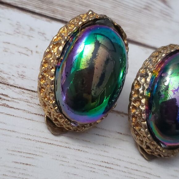 Vintage Clip On Earrings - Multi Colored Oval - Some Scuffs - Picture 4 of 8